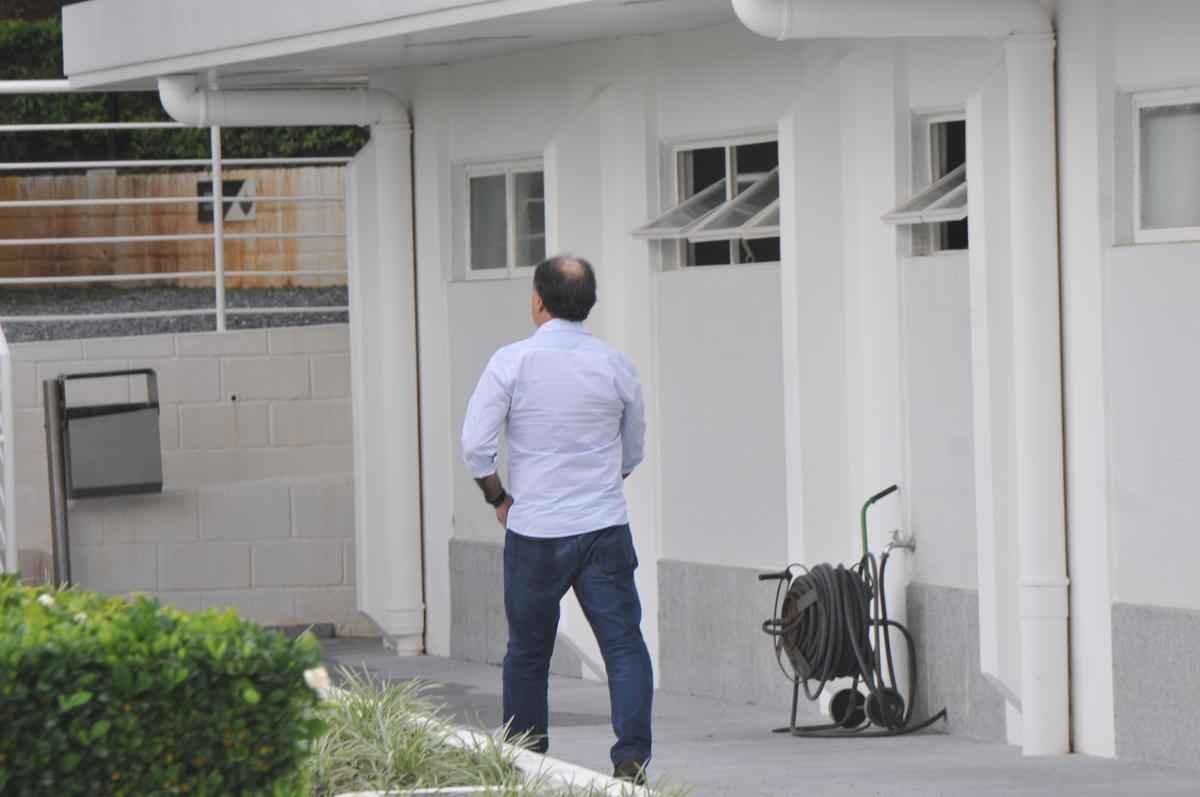 Tcnico Marcelo Oliveira deu entrevista de despedida na Cidade da Galo