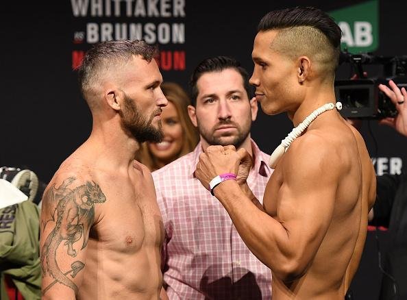 Jon Tuck (70,7 kg) x ( 69,8 kg) Damien Brown - PESO LEVE