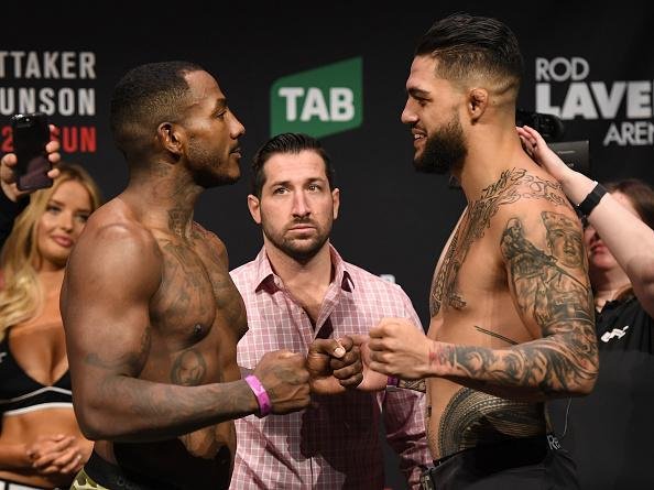 Khalil Rountree (93,4 kg) x (93 kg) Tyson Pedro - MEIO-PESADOS