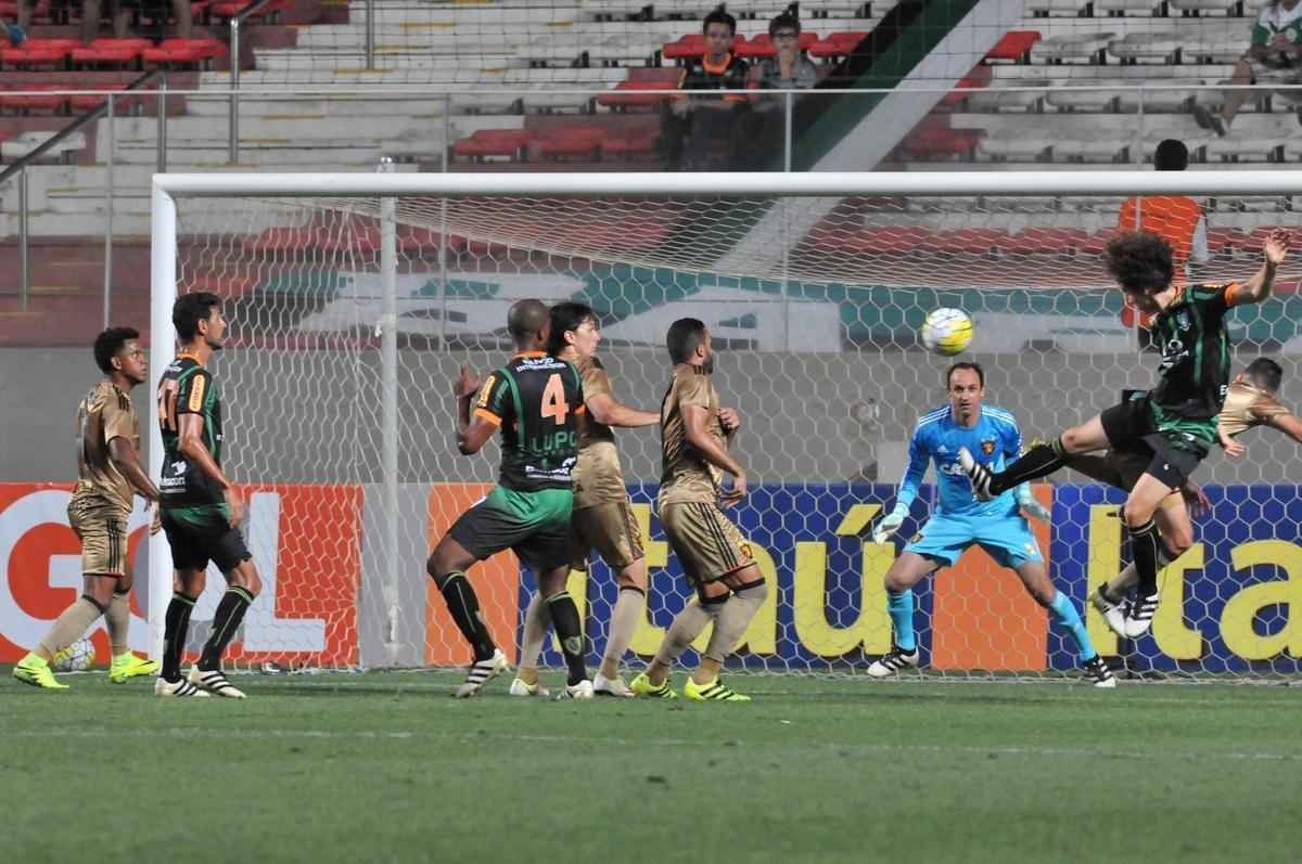 Fotos de Amrica x Sport, no Independncia, pela 37 rodada da Srie A (Rodrigo Clemente/EM D.A Press)