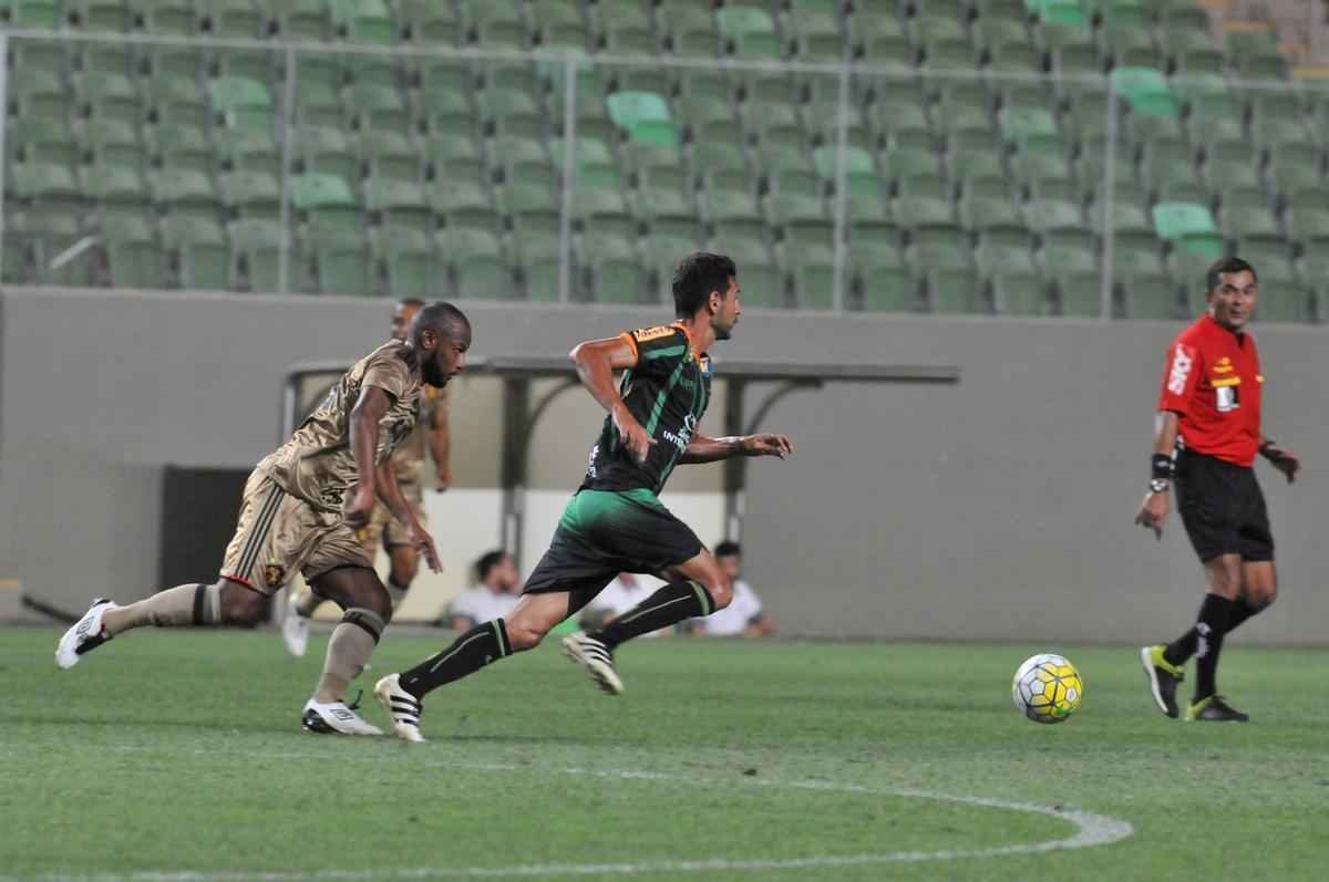 Fotos de Amrica x Sport, no Independncia, pela 37 rodada da Srie A (Rodrigo Clemente/EM D.A Press)