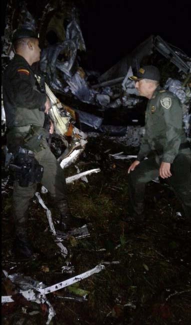 Imagens do local onde caiu o avio da Chapecoense, no municpio colombiano de La Unin