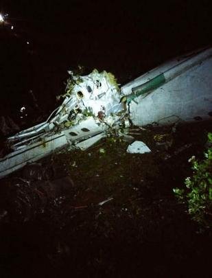 Imagens do local onde caiu o avião da Chapecoense, no município colombiano de La Unión