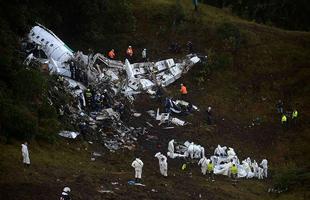 Imagens do local onde caiu o avio da Chapecoense, perto da La Unin, na Colmbia