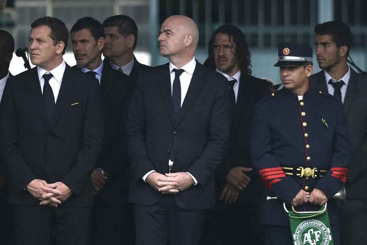 Presidente Michel Temer e demais autoridades no velrio coletivo das vtimas do acidente areo da Chapecoense, que resultou na morte de 71 pessoas, entre jogadores, dirigentes, comisso tcnica e jornalistas