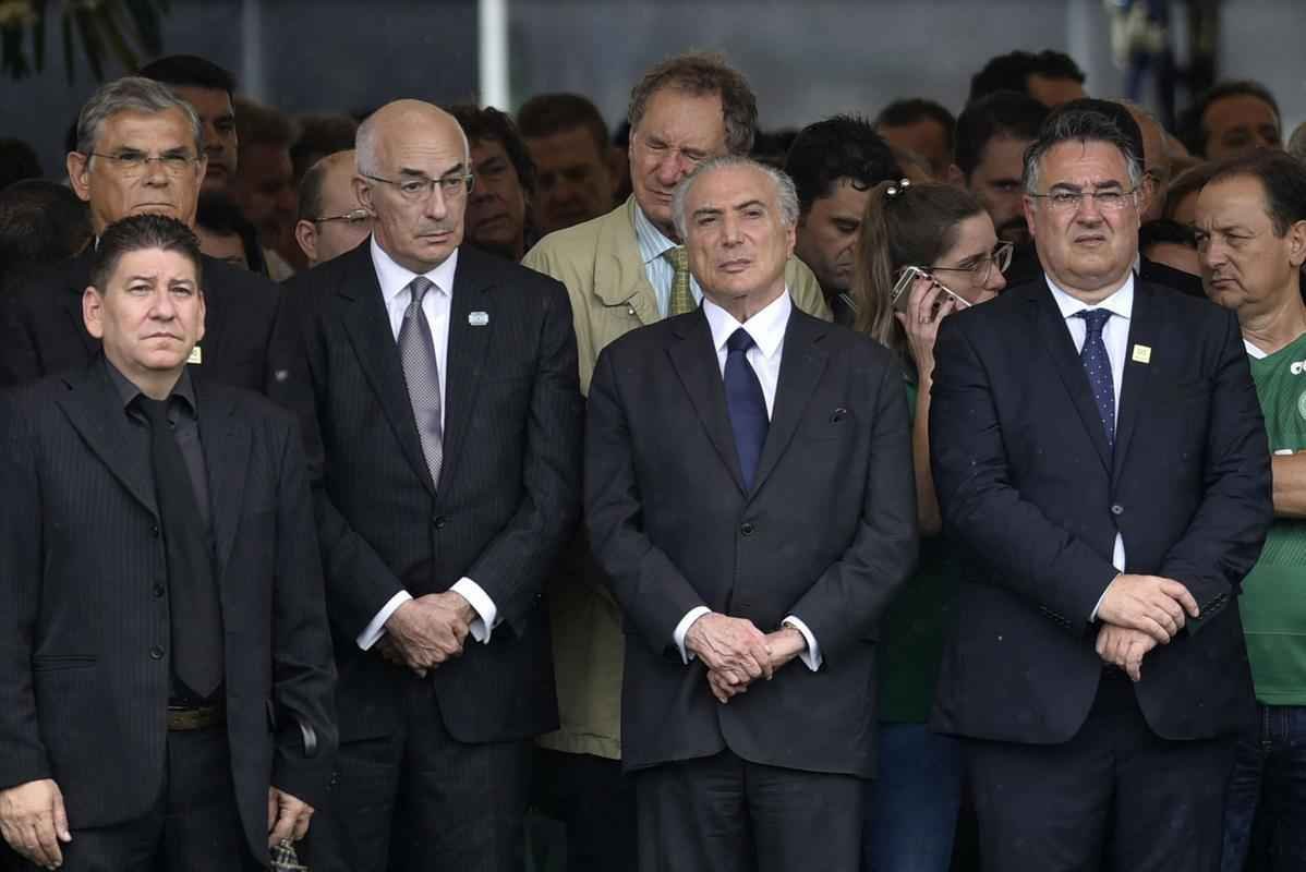 Presidente Michel Temer e demais autoridades no velrio coletivo das vtimas do acidente areo da Chapecoense, que resultou na morte de 71 pessoas, entre jogadores, dirigentes, comisso tcnica e jornalistas