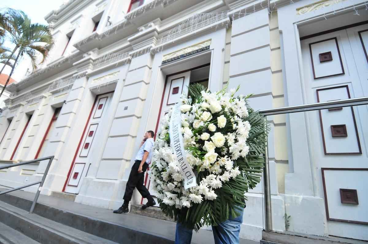 Corpo do zagueiro Marcelo ser velado na Cmara Municipal de Juiz de Fora