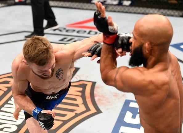 Demetrious Johnson vence Tim Elliott por deciso unnime, no TUF 24 Finale, em Las Vegas, e defende o cinturo do peso mosca pela nona vez