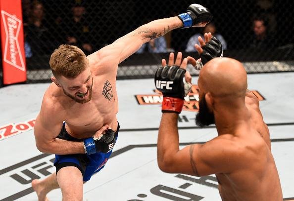 Demetrious Johnson vence Tim Elliott por deciso unnime, no TUF 24 Finale, em Las Vegas, e defende o cinturo do peso mosca pela nona vez