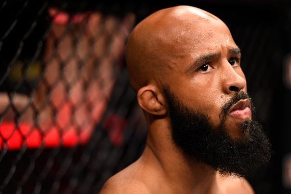 Demetrious Johnson vence Tim Elliott por deciso unnime, no TUF 24 Finale, em Las Vegas, e defende o cinturo do peso mosca pela nona vez