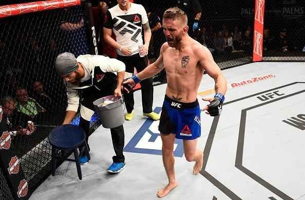 Demetrious Johnson vence Tim Elliott por deciso unnime, no TUF 24 Finale, em Las Vegas, e defende o cinturo do peso mosca pela nona vez