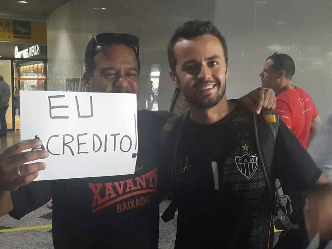 Jogadores desembarcaram na tarde desta tera-feira, em Porto Alegre 