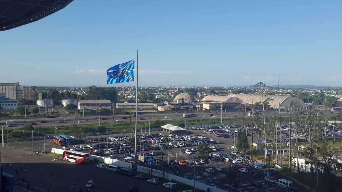 Ambiente na Arena antes da final da Copa do Brasil entre Grmio e Atltico