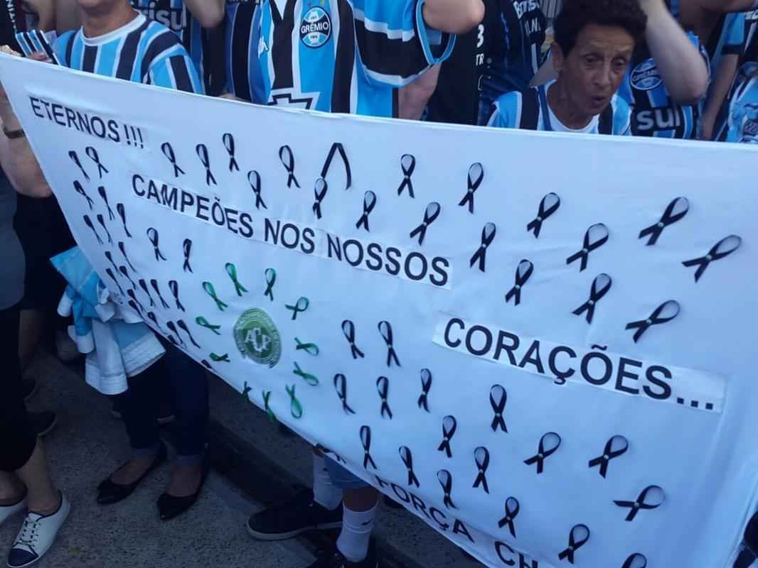 Ambiente na Arena antes da final da Copa do Brasil entre Grmio e Atltico