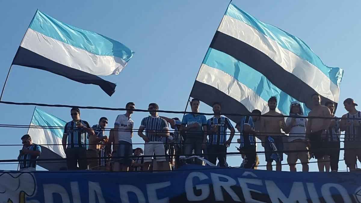 Ambiente na Arena antes da final da Copa do Brasil entre Grmio e Atltico