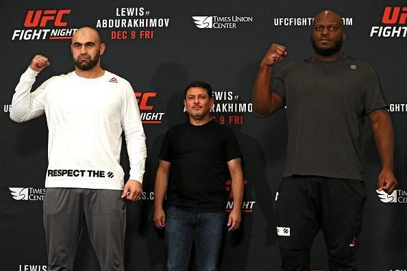 Pesagem do UFC Fight Night em Albany - Shamil Abdurakhimov e Derrick Lewis