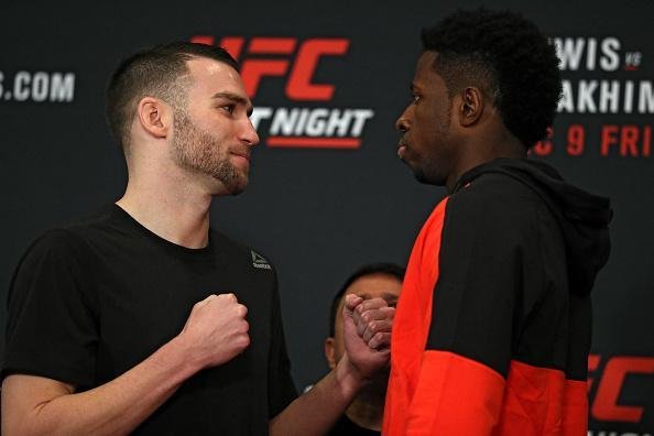 Pesagem do UFC Fight Night em Albany - Randy Brown (77,5kg) x Brian Camozzi (76,9kg) 