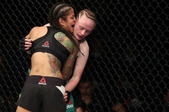 Por deciso unnime (triplo 30 a 27), Ju Thai derrotou a norte-americana J. J. Aldrich no UFC Fight Night 102 e se recuperou da derrota de abril para Carla Esparza