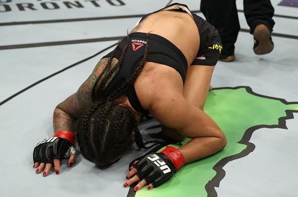 Por deciso unnime (triplo 30 a 27), Ju Thai derrotou a norte-americana J. J. Aldrich no UFC Fight Night 102 e se recuperou da derrota de abril para Carla Esparza