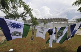 O Mineiro foi palco de homenagens s vtimas da tragdia com o avio da delegao da Chapecoense antes e durante Cruzeiro x Corinthians