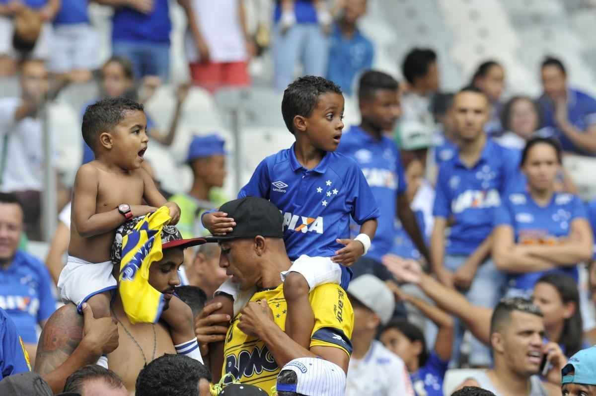Veja imagens do primeiro tempo do jogo entre Cruzeiro e Corinthians