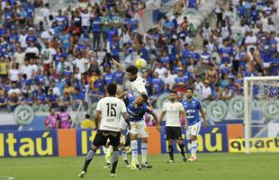 Veja imagens do primeiro tempo do jogo entre Cruzeiro e Corinthians