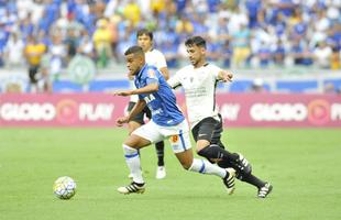 Veja imagens do primeiro tempo do jogo entre Cruzeiro e Corinthians