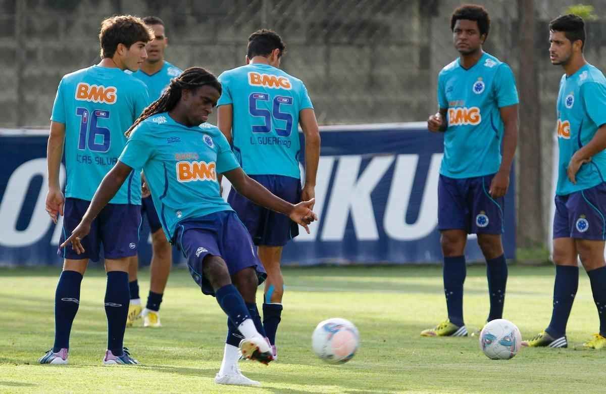 Entre jogos amistosos e oficiais, Tinga participou de 22 partidas (cinco como titular), marcou um gol e deu uma assistncia.