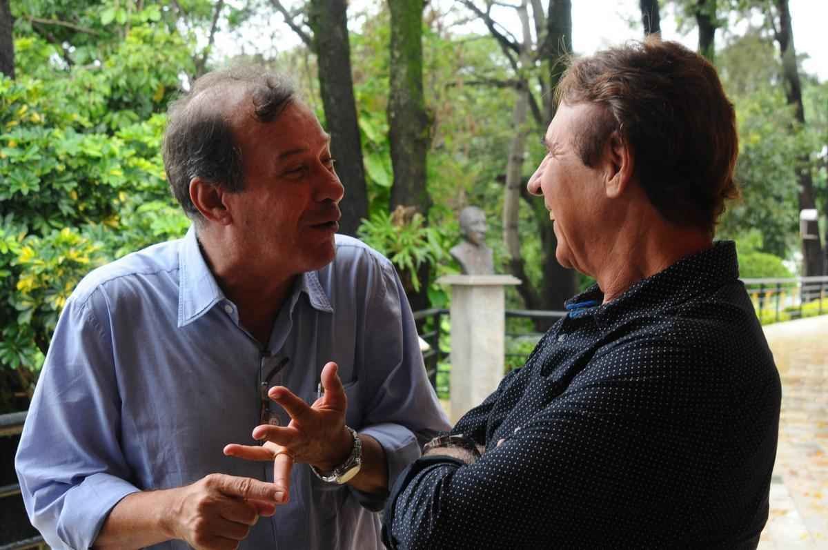 Estado de Minas/Superesportes reuniu alguns dos campees brasileiros pelo Atltico em 1971: Beto Bom de Bola, Humberto Ramos (d), Ronaldo, Mussula, Dad Maravilha (Dario) e Ren Santana (foto), filho de Tel