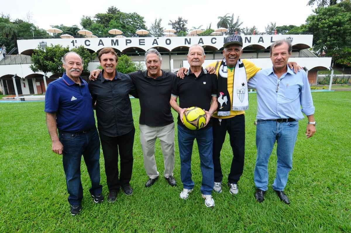 Estado de Minas/Superesportes reuniu alguns dos campees brasileiros pelo Atltico em 1971: Beto Bom de Bola, Humberto Ramos, Ronaldo, Mussula, Dad Maravilha (Dario) e Ren Santana, filho de Tel