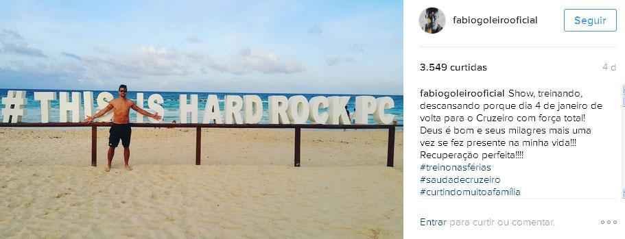 Fbio curte praia durante as frias