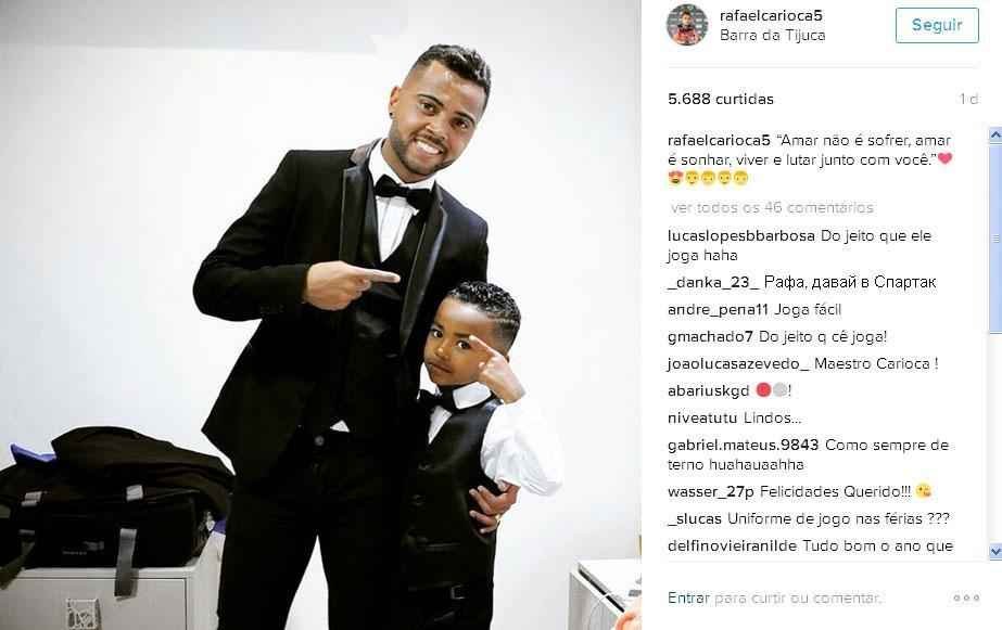 Rafael Carioca postou uma foto com o filho