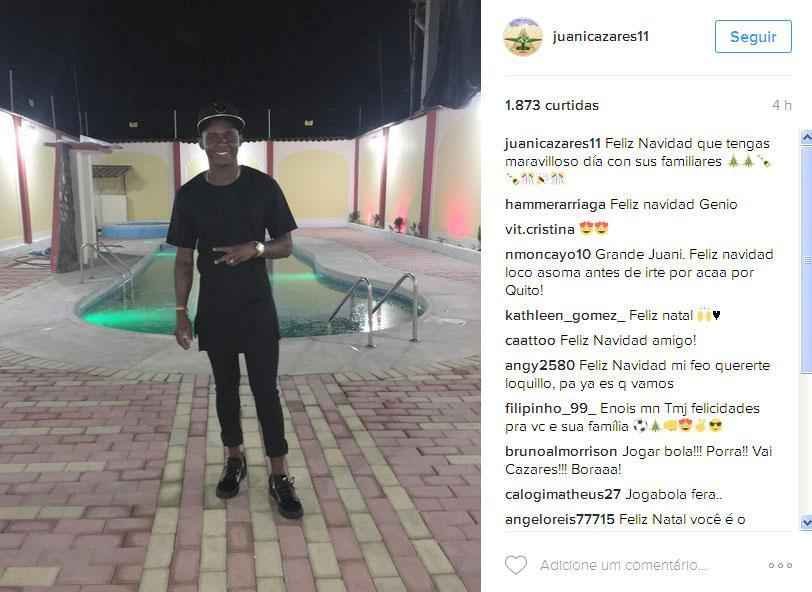 Cazares postou imagem e desejou dia maravilhoso de Natal
