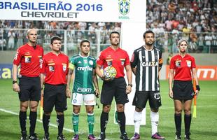 Nmeros por competio - Campeonato Brasileiro - 37  jogos - 17 vitrias - 11 empates - 9 derrotas - 61 gols marcados - 54 gols sofridos - Terminou em quarto