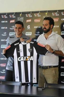 Danilo Barcelos e Felipe Santana foram apresentados nesta tera-feira na Cidade do Galo