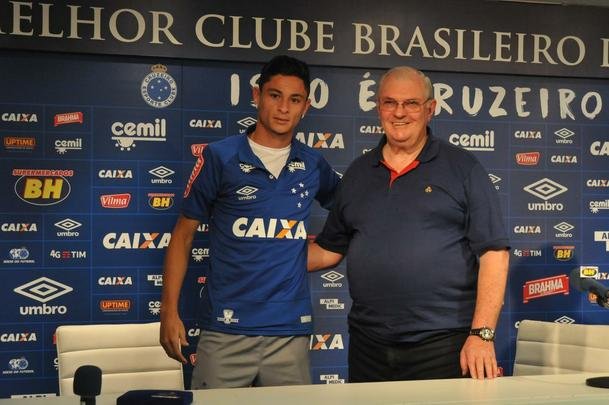 Diogo Barbosa e Hudson foram apresentados pelo presidente Gilvan de Pinho Tavares