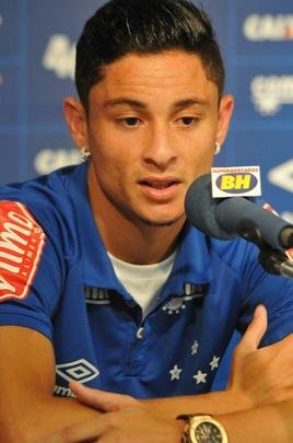 Diogo Barbosa e Hudson foram apresentados pelo presidente Gilvan de Pinho Tavares