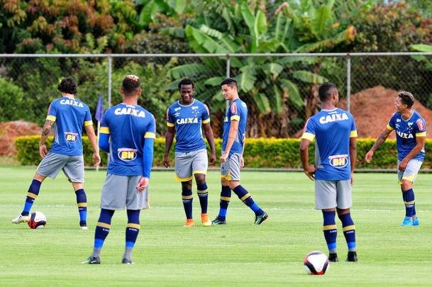 Nesta sexta-feira, o treinamento na Toca da Raposa ll foi bastante intenso 