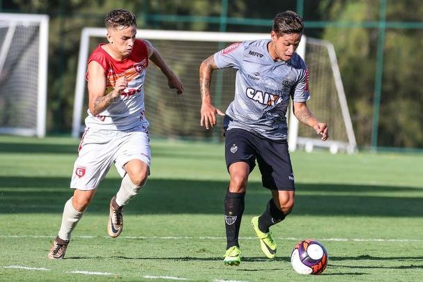 Com gols de Fred e Carlos César, Atlético vence jogo-treino contra Guarani de Divinópolis, na Cidade do Galo, por 2 a 0