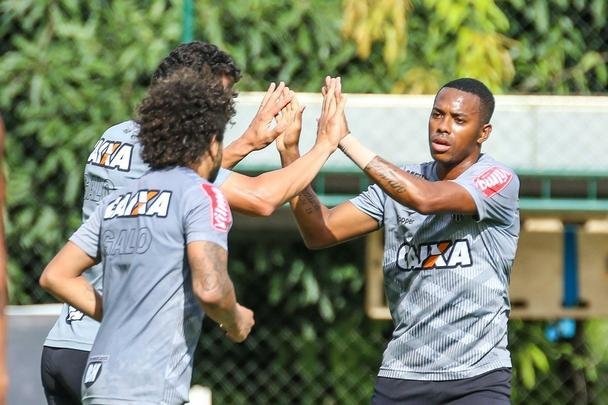Com gols de Fred e Carlos César, Atlético vence jogo-treino contra Guarani de Divinópolis, na Cidade do Galo, por 2 a 0