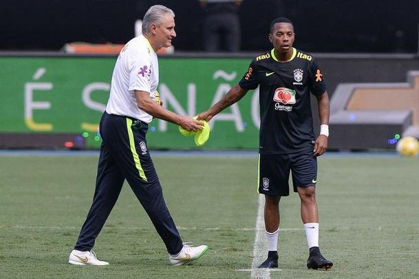 Treino da Seleção Brasileira no Engenhão, no Rio de Janeiro, visando ao Jogo da Amizade