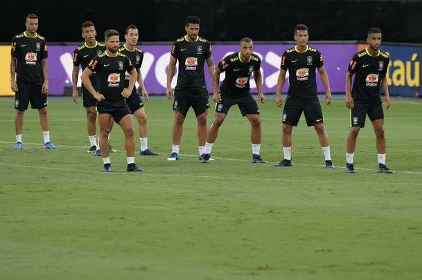 Treino da Seleção Brasileira no Engenhão, no Rio de Janeiro, visando ao Jogo da Amizade