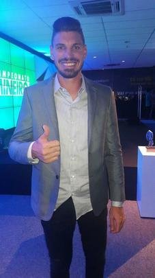 Joo Ricardo, goleiro do Amrica, tambm esteve presente na festa do Mineiro