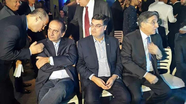 Alexandre Kalil (esquerda), prefeito de BH, e Fernando Pimentel (direita), governador de Minas