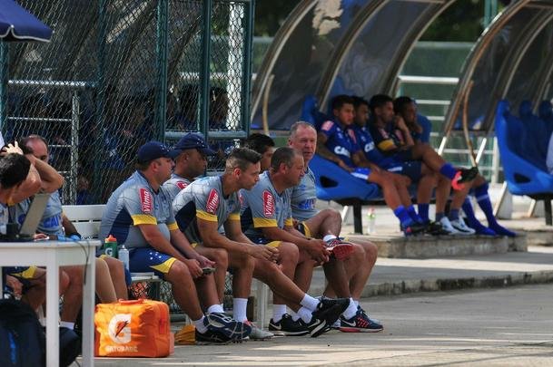 Em ltimo teste antes da estreia oficial, Cruzeiro faz 8 a 2 contra o Braslia