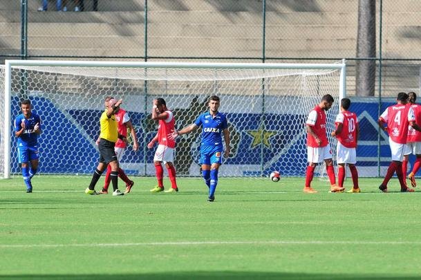 Em ltimo teste antes da estreia oficial, Cruzeiro faz 8 a 2 contra o Braslia