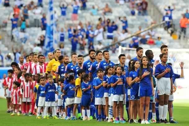 Fotos de Villa Nova x Cruzeiro, no Mineiro, pela 1 rodada do Campeonato Mineiro