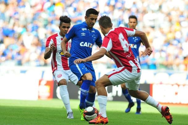 Fotos de Villa Nova x Cruzeiro, no Mineiro, pela 1 rodada do Campeonato Mineiro