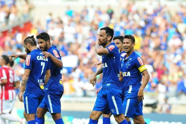 Fotos de Villa Nova x Cruzeiro, no Mineiro, pela 1 rodada do Campeonato Mineiro