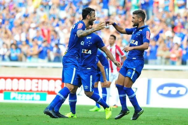 Fotos de Villa Nova x Cruzeiro, no Mineiro, pela 1 rodada do Campeonato Mineiro